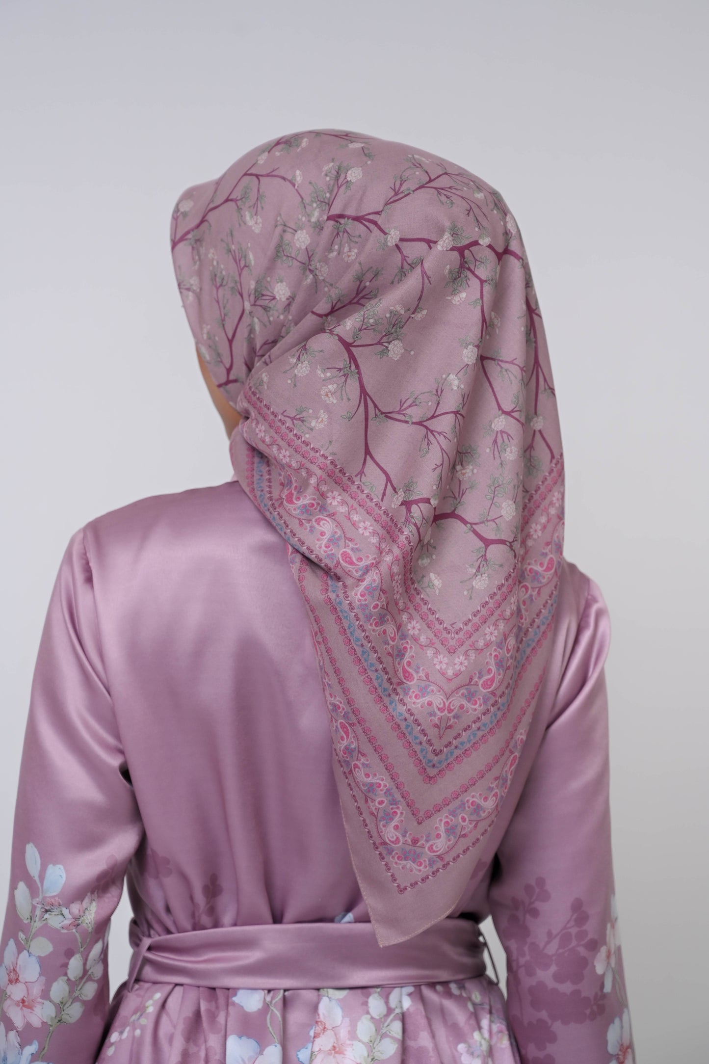 Gunung Putri Signature Voile Scarf
