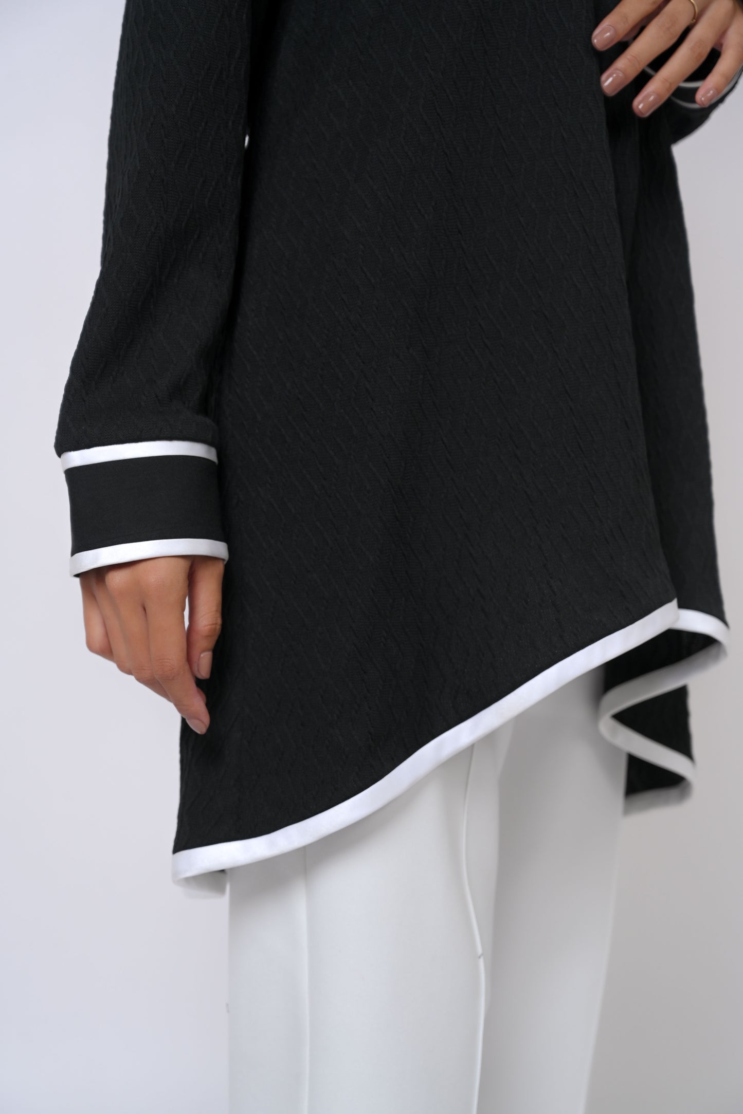 Signature Contrast Knit Top Satin Cuff Detail Black
