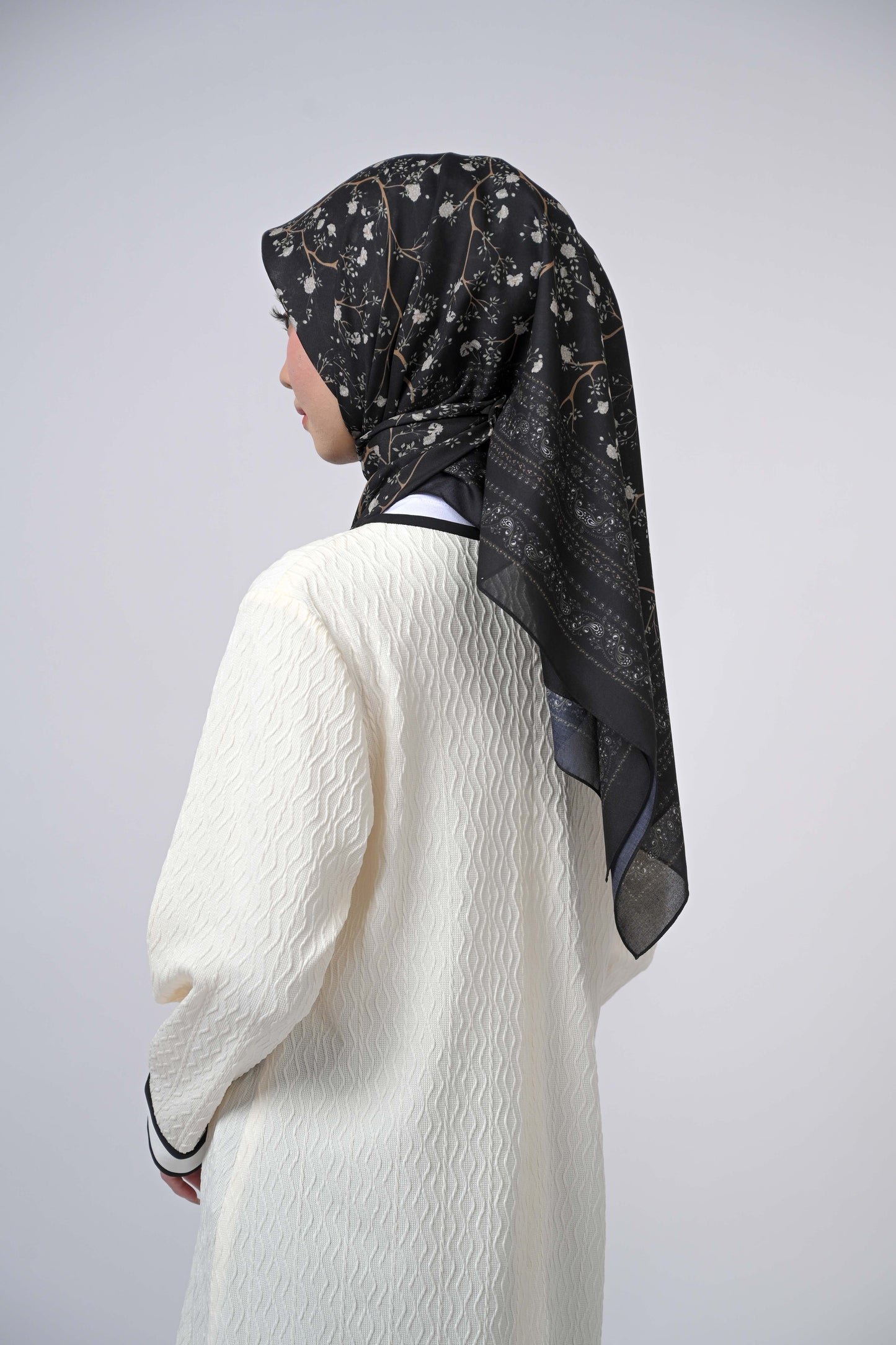 Gunung Putri Signature Voile Scarf