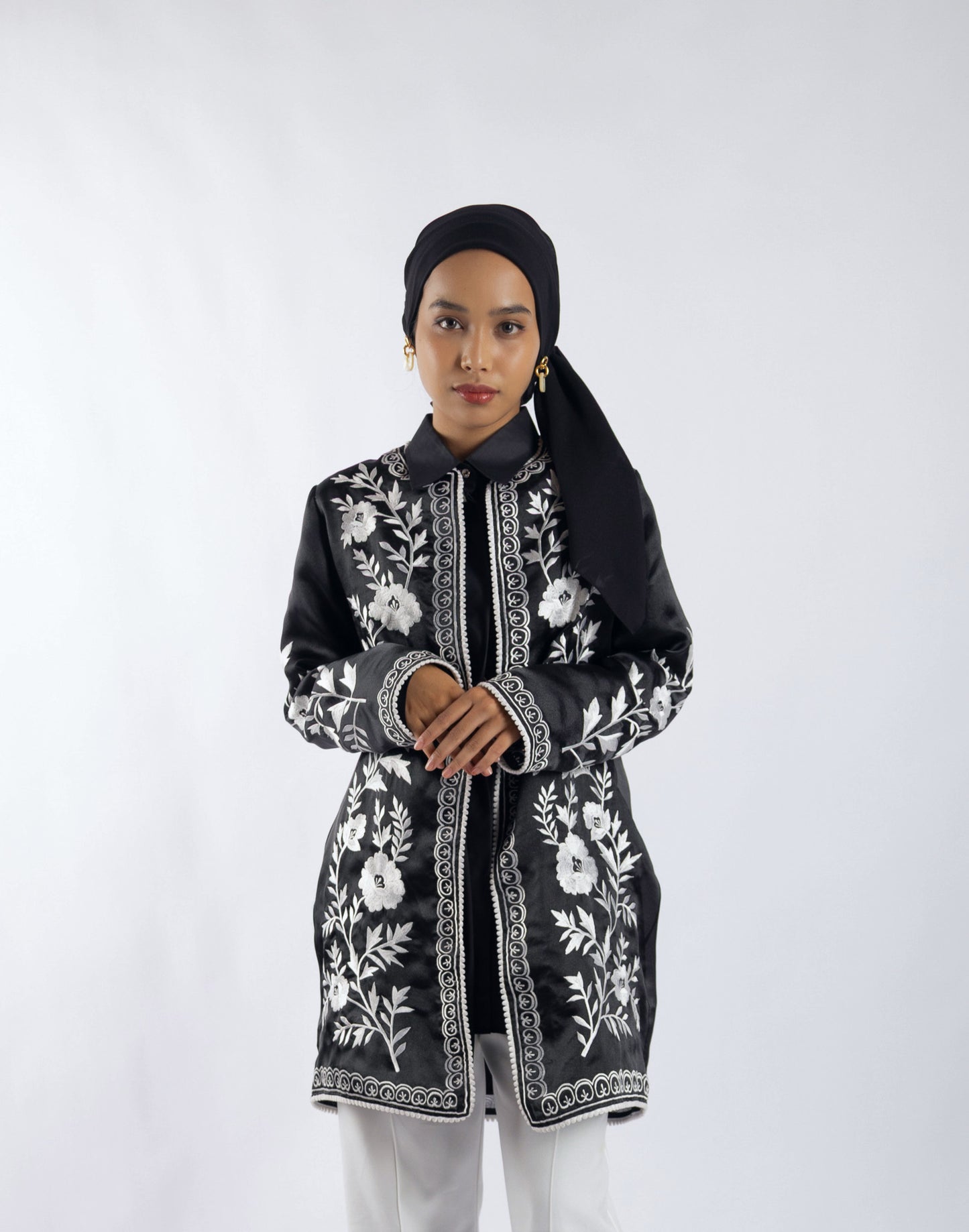 Seraphine Embroidery Organza Outer Coat