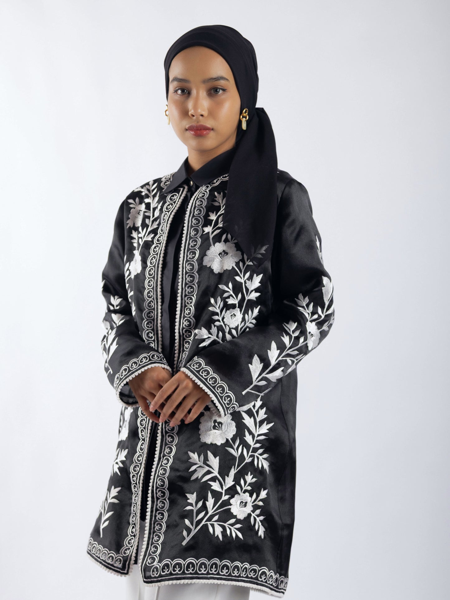 Seraphine Embroidery Organza Outer Coat