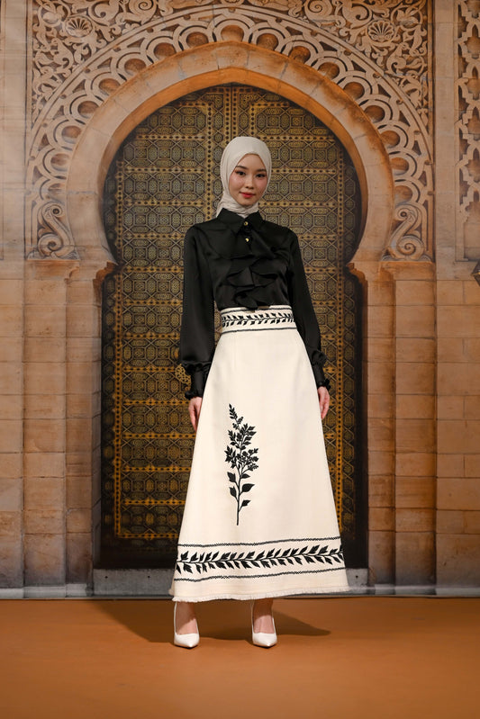 Heritage Embroidery Skirt Ivory Wool