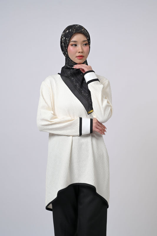 Signature Contrast Knit Top Satin Cuff Detail White